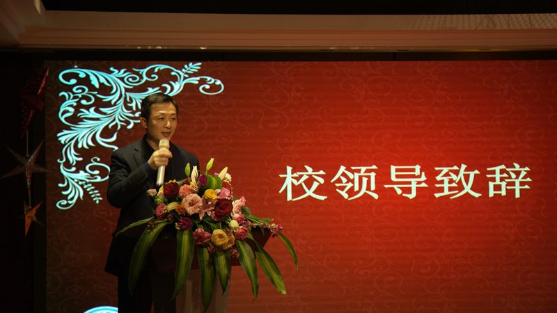 SMT贴片与DIP插件：电子制造中的双剑合璧